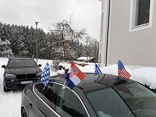 Drei Nationen auf einer Hochzeit Drei Nationen auf einer Hochzeit
