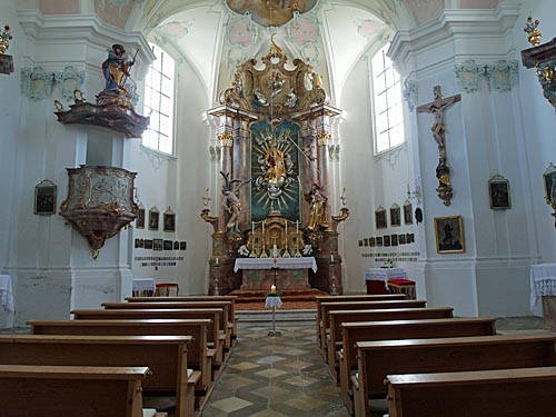 St. Leonhard ist meist leer während der Corona-Zeit St. Leonhard ist meist leer während der Corona-Zeit