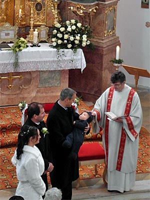 Hochzeit und Taufe auf einmal Hochzeit und Taufe auf einmal